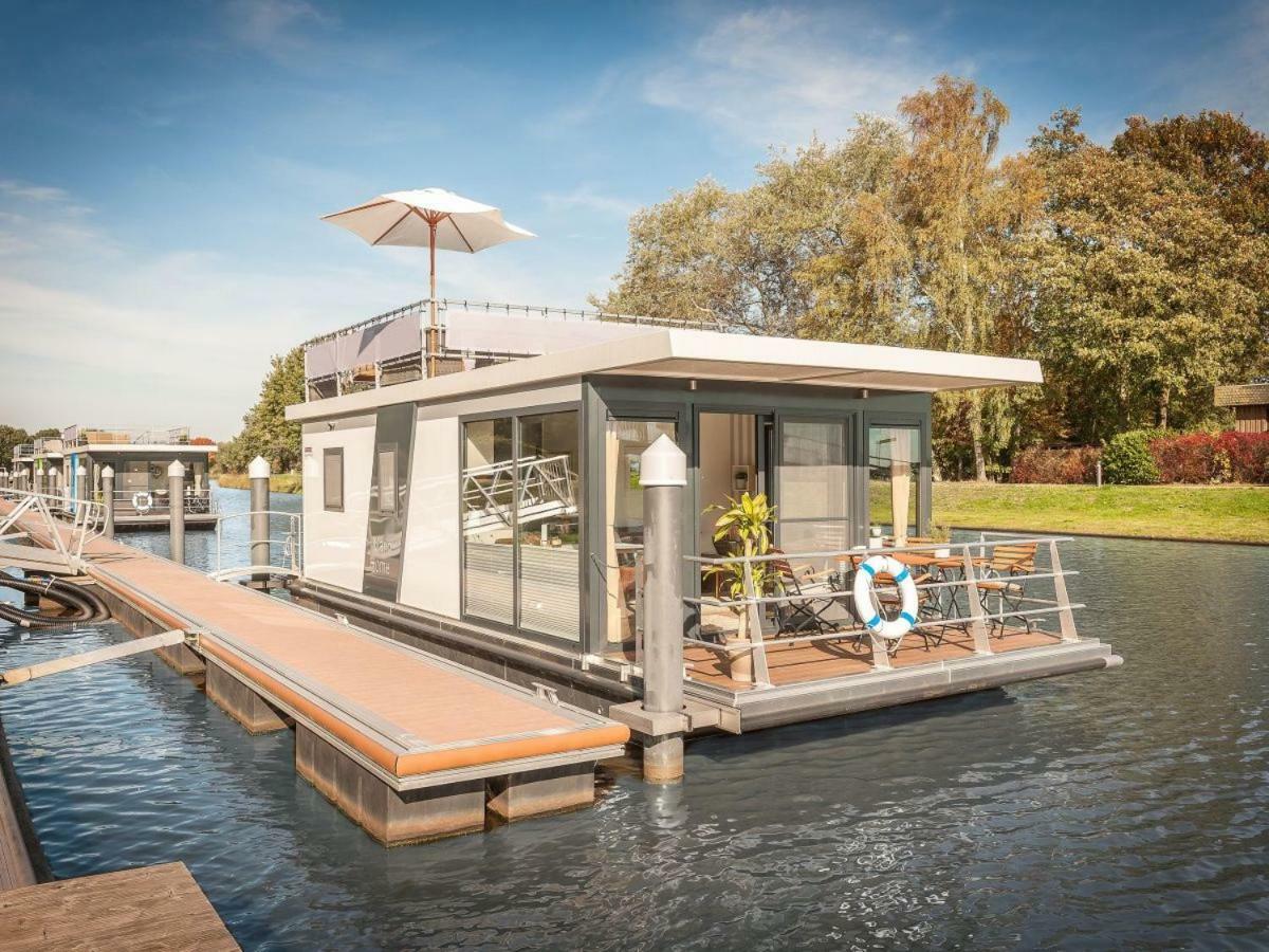 Hotel Hausboot In Bad Bederkesa Exterior foto